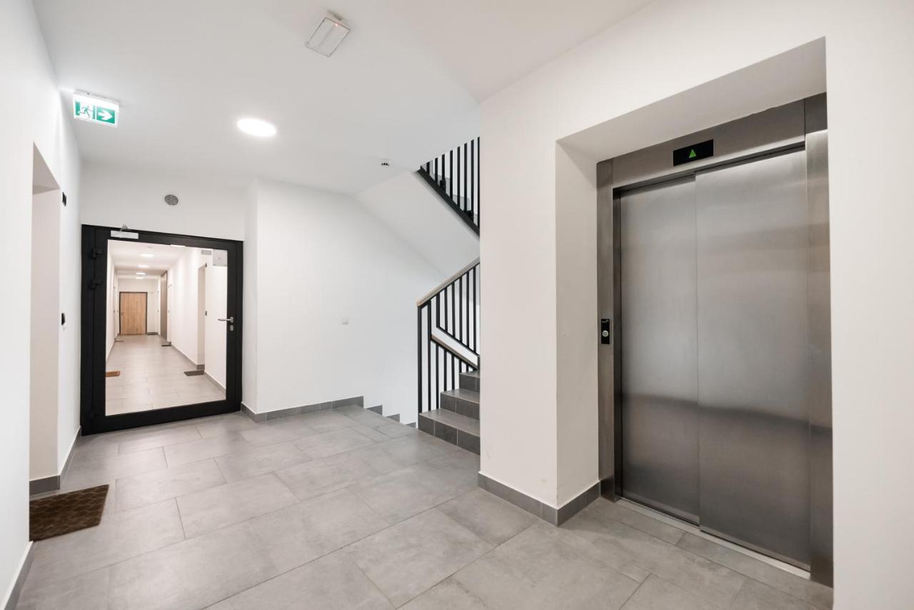 Ursynow Klobucka Comfort Apartment Warsaw Exterior photo